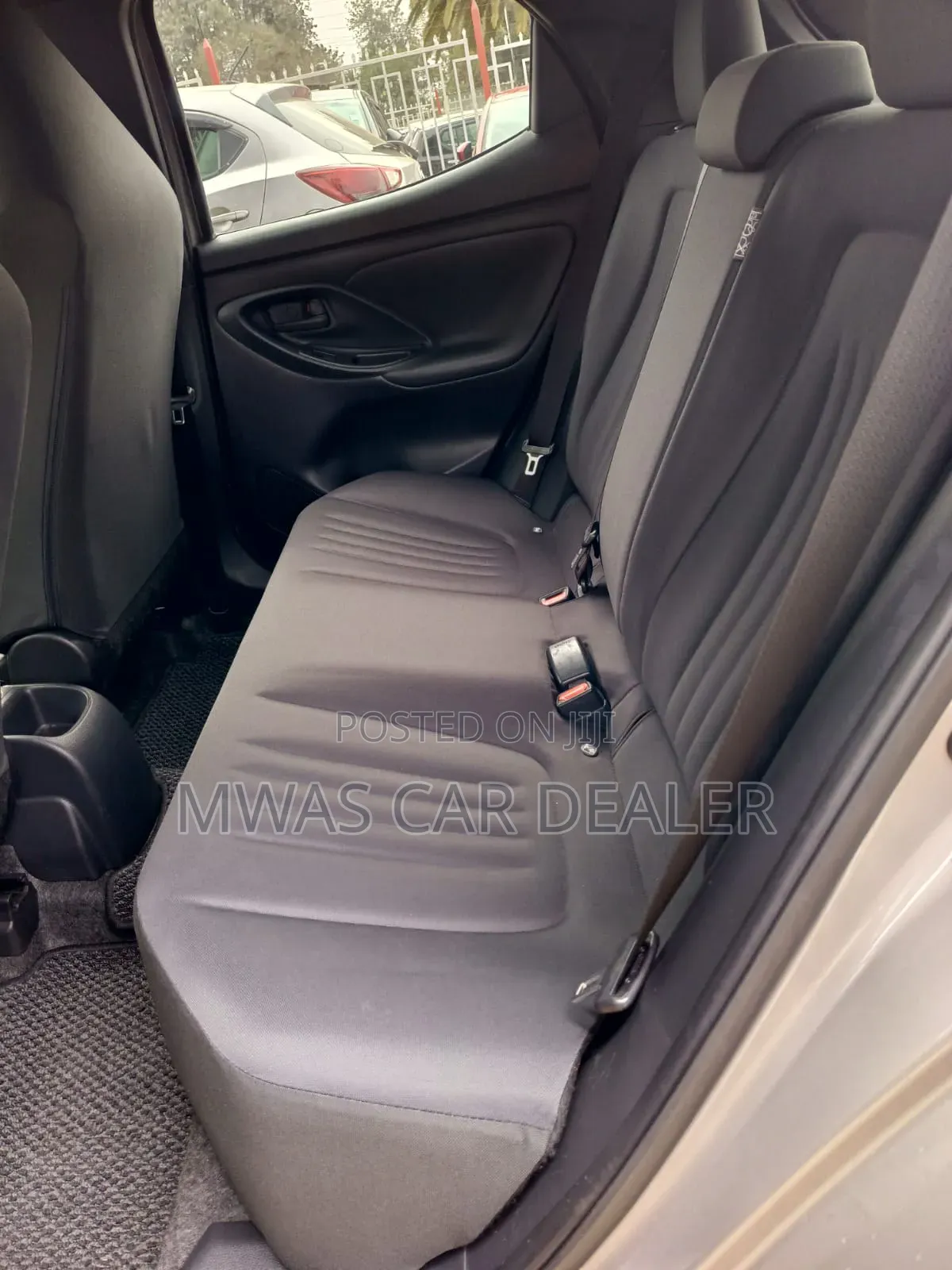Toyota Yaris 2020 Brown
