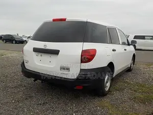 Nissan Advan 2019 White
