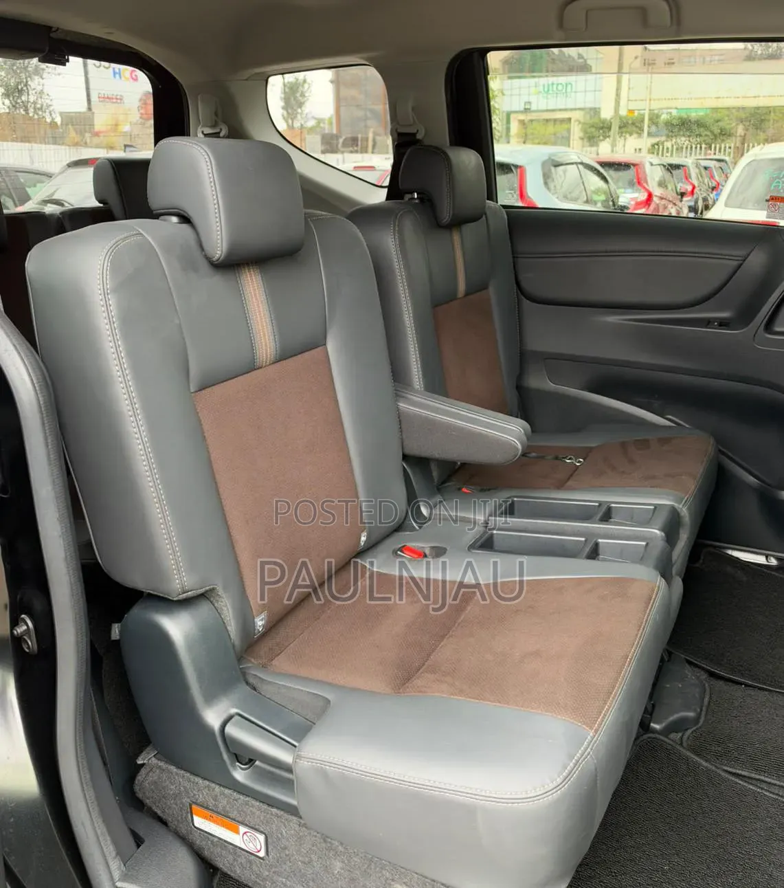 Toyota Sienta 2019