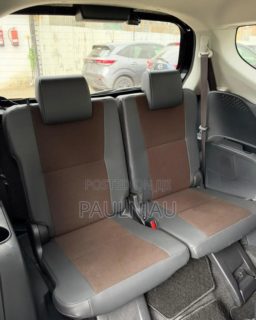 Toyota Sienta 2019