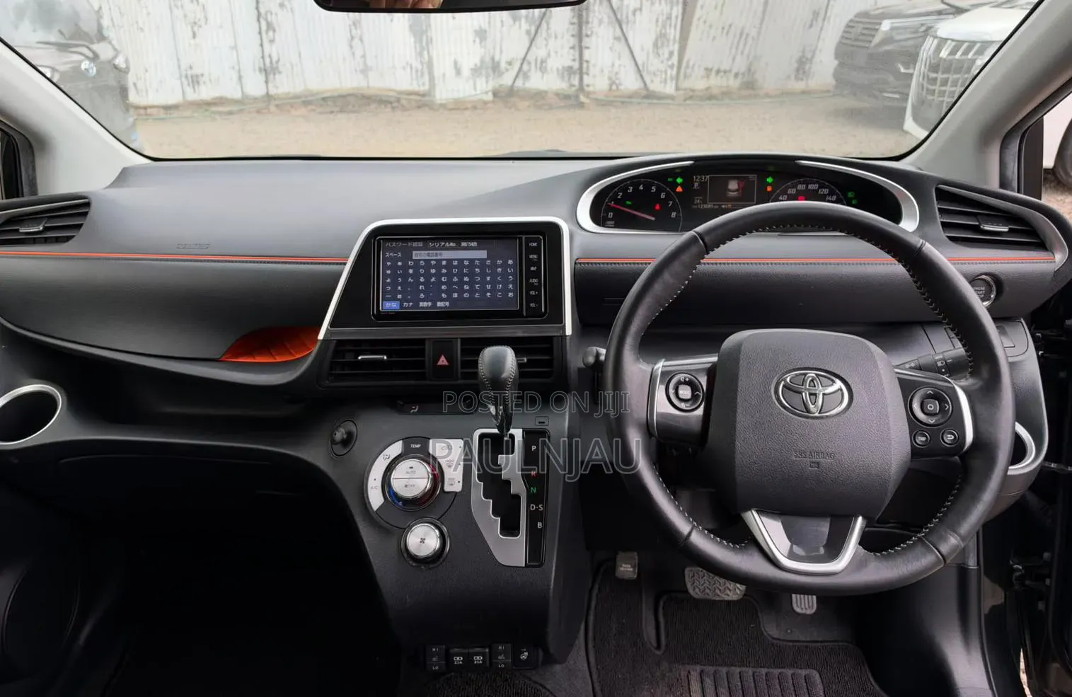 Toyota Sienta 2019