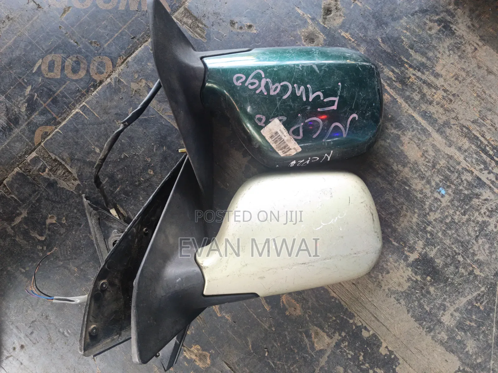 Fun Cargo Side Mirror 2005 Left Only