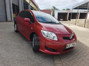 Toyota Auris 2009 Red