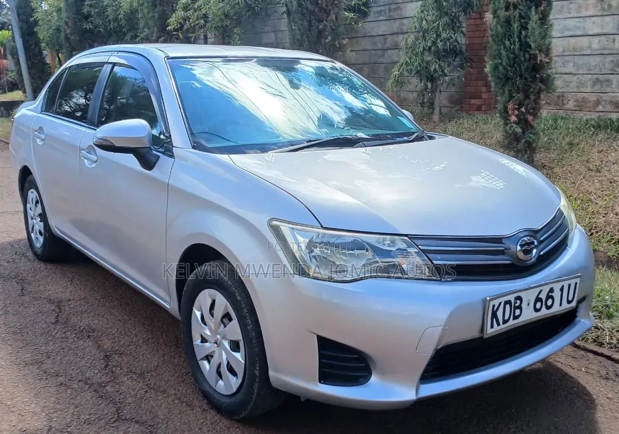Toyota Axio 2014 Silver