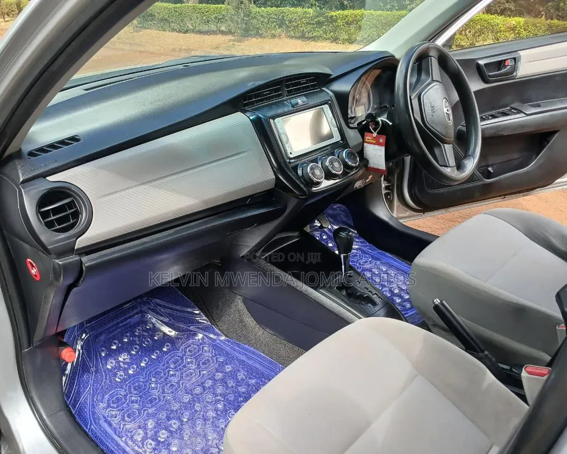 Toyota Axio 2014 Silver