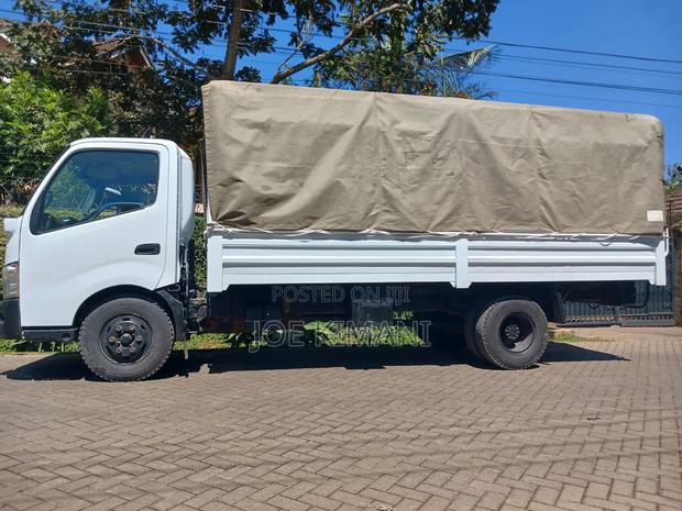 Hino Dutro 2015 White - thumbnail 7