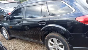Subaru Outback 2012 Black