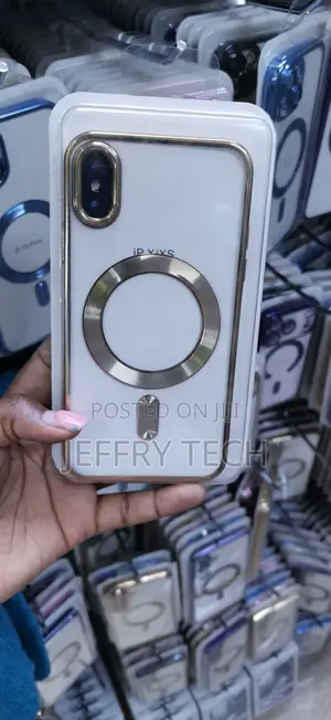 Clear MagSafe Phone Case With a Gold Trim Magnetic Ring for iPhone XS