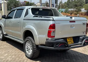 Toyota Hilux 2014 Silver