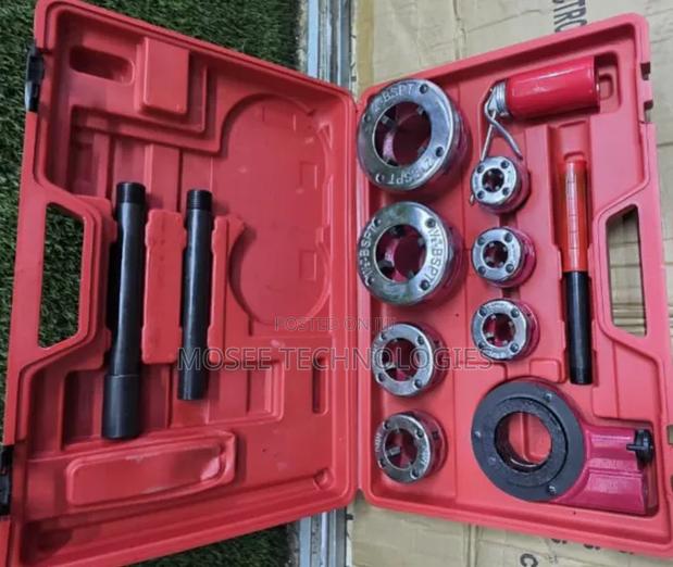 Ratchet Die Threading Set - main view