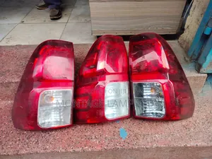 Hilux Revo 2014 Tail Light