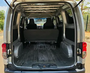 Nissan NV200 2014 Silver