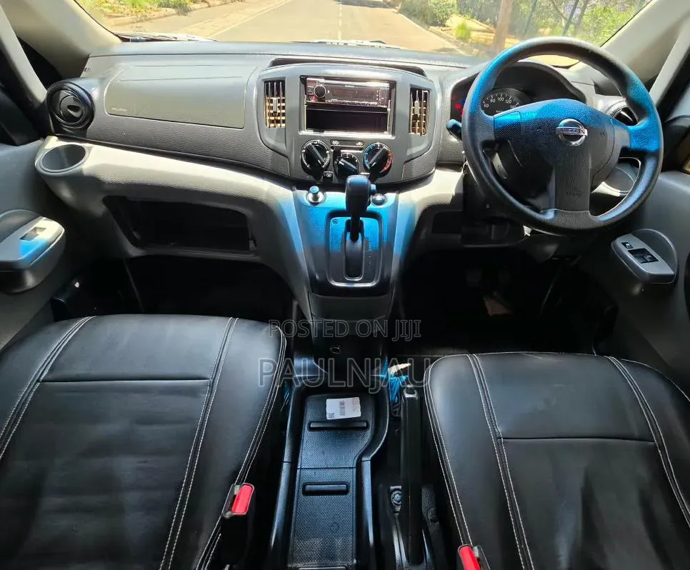 Nissan NV200 2014 Silver