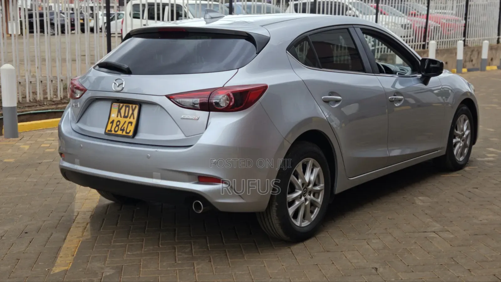 Mazda Axela 2018 Silver