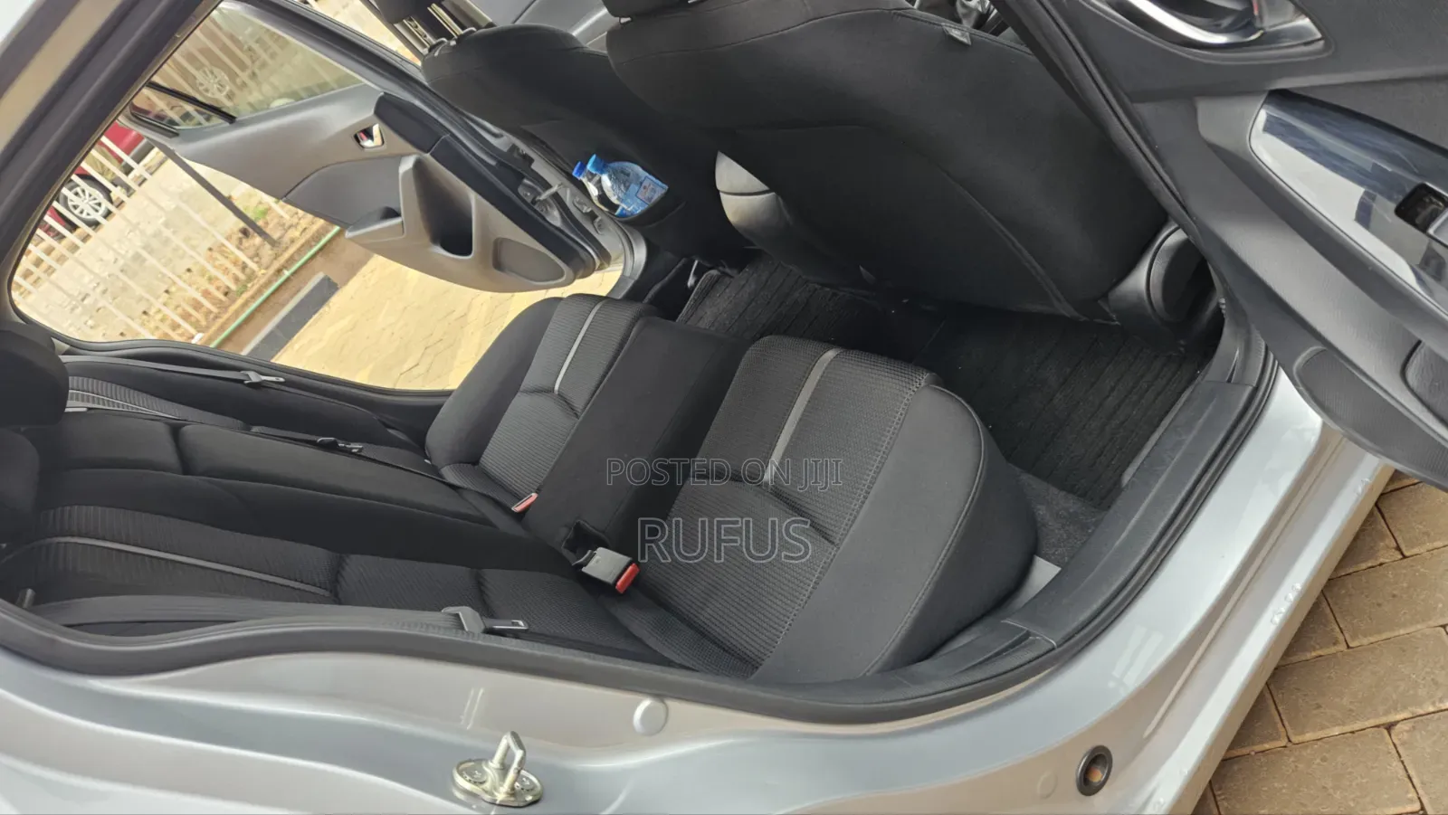 Mazda Axela 2018 Silver