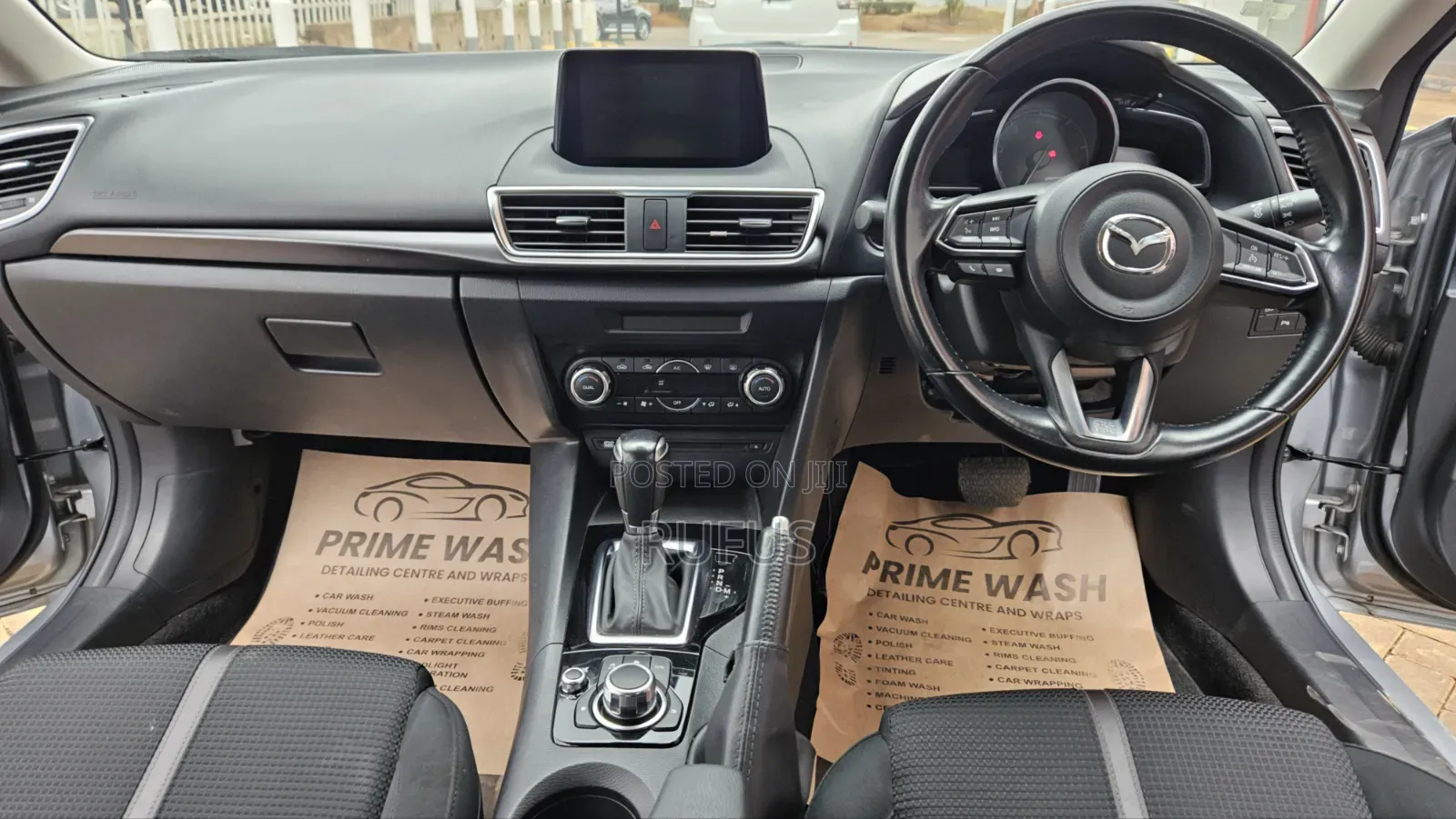 Mazda Axela 2018 Silver