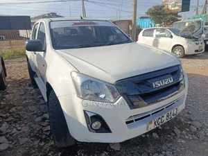 Isuzu D-MAX 2015 White