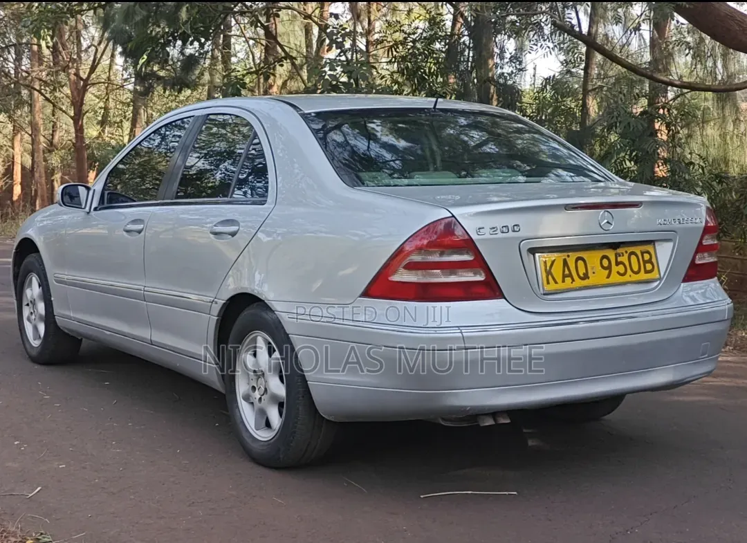 Mercedes-Benz C180 2002 Silver