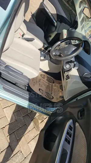 Toyota Belta 2008 Blue