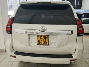 Toyota Land Cruiser Prado SV Premium 2015 White