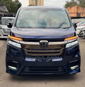 Honda Stepwgn 2019 Blue
