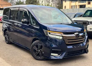 Honda Stepwgn 2019 Blue