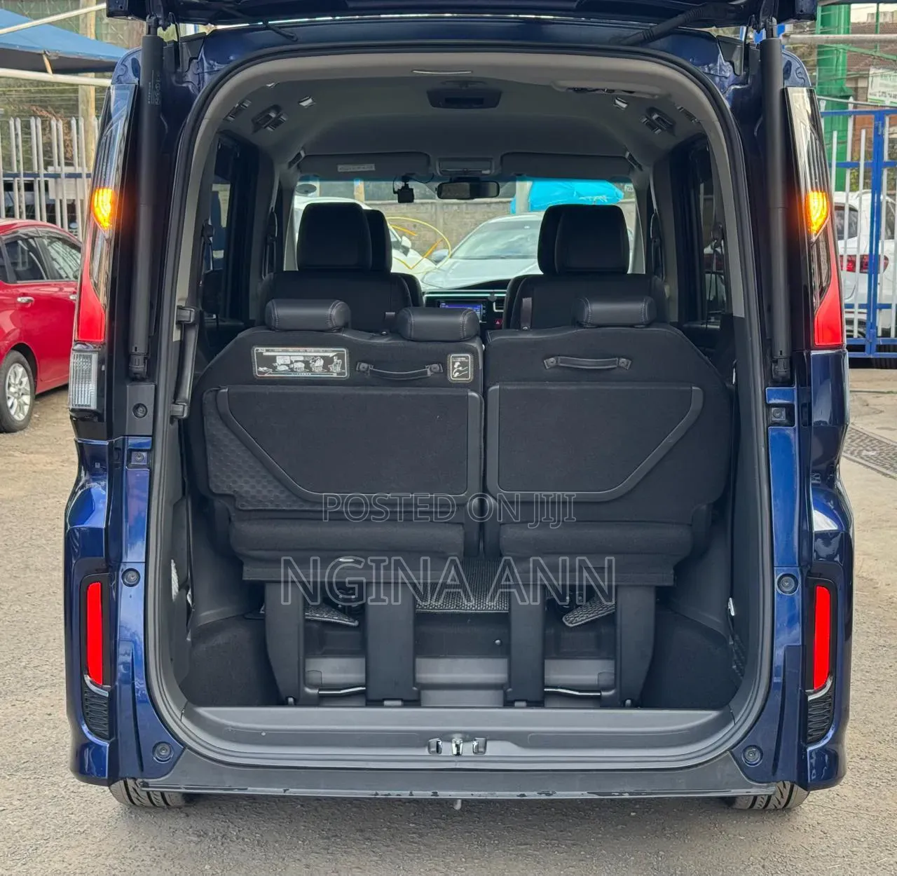 Honda Stepwgn 2019 Blue