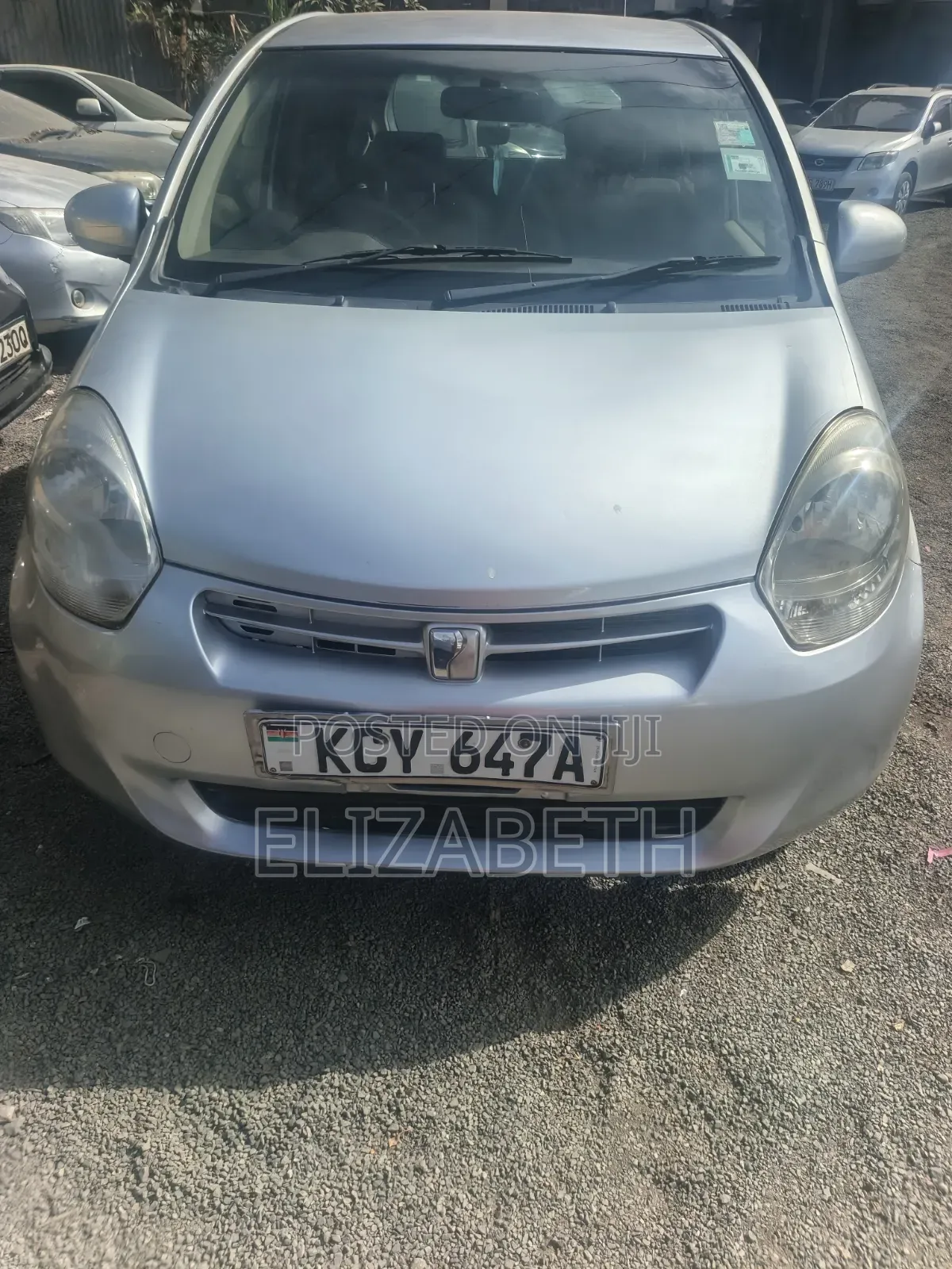 Toyota Passo 2012 Silver