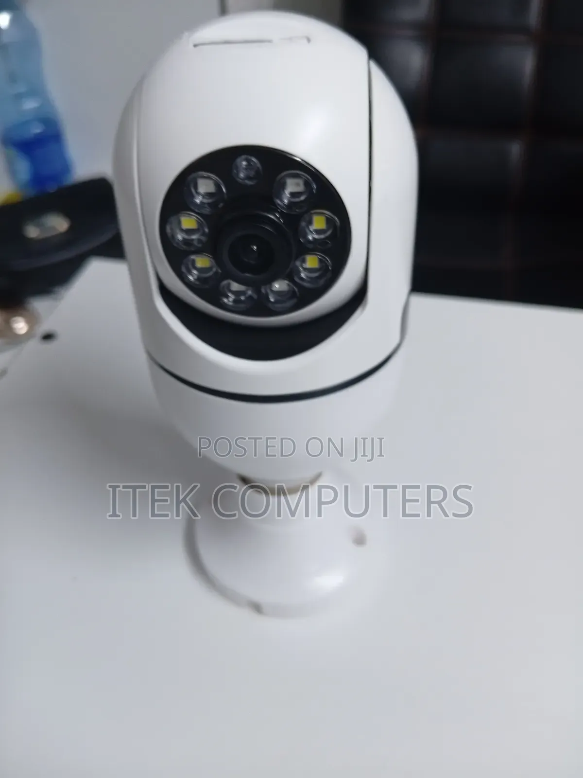 V380 Pro Single Lens Bulb Camera With Night Vision Support