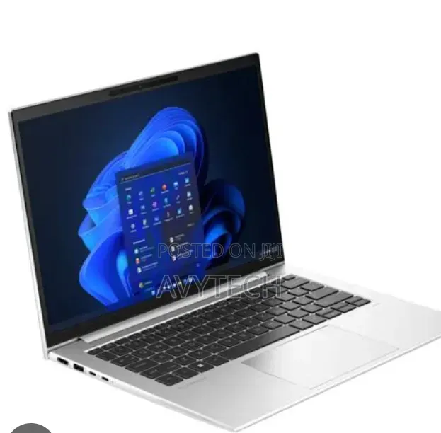 New Laptop HP 240 G10 8GB Intel Core i5 SSD 512GB