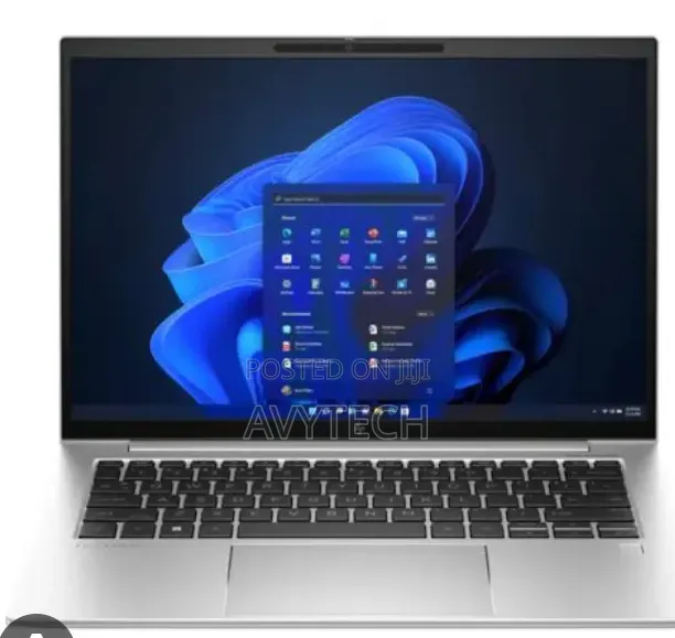 New Laptop HP 240 G10 8GB Intel Core i5 SSD 512GB