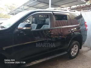 Toyota Land Cruiser 2014 Black