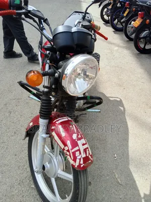 TVS HLX 125 2023 Red