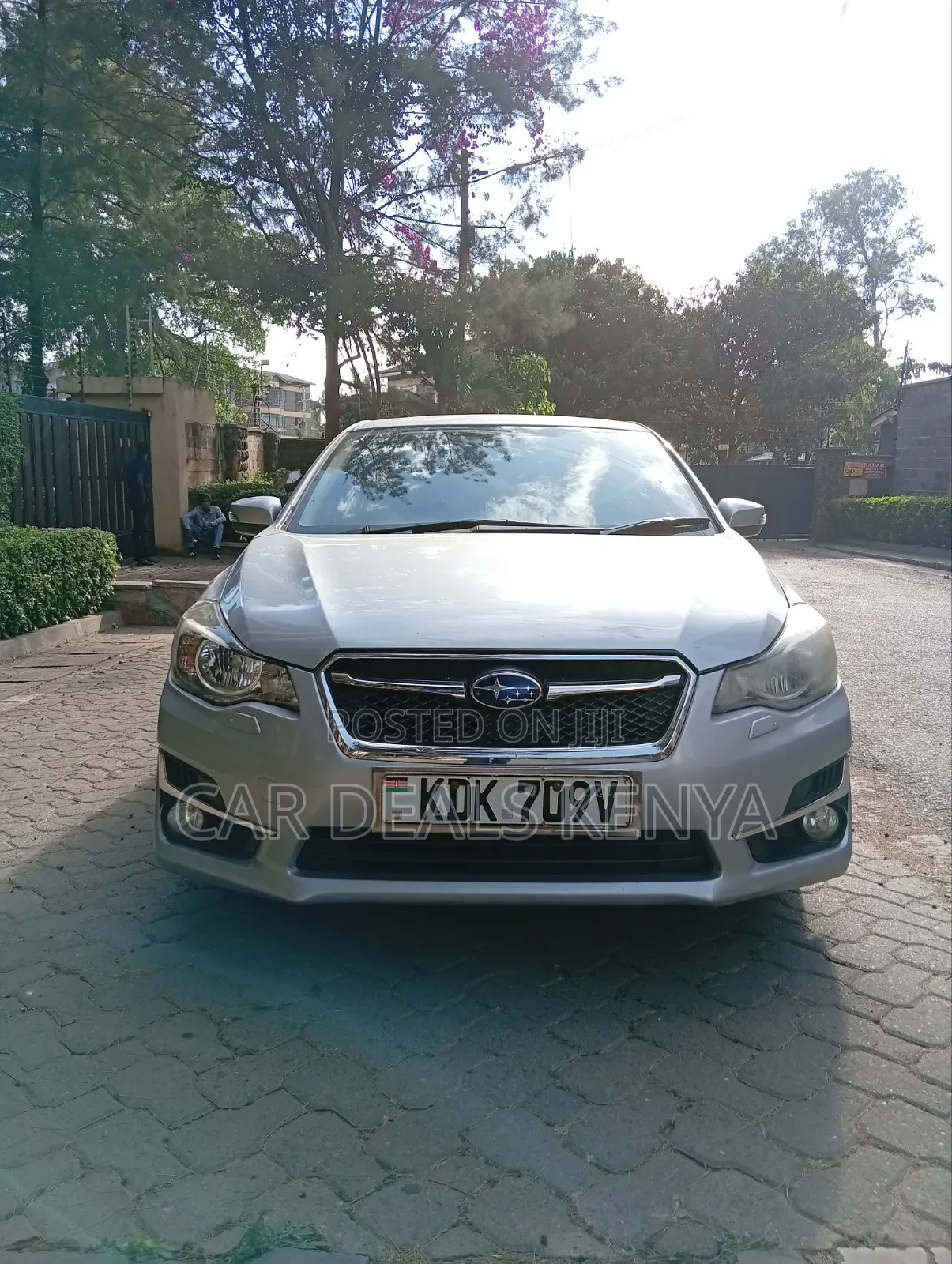 Subaru 1600 2015 Silver