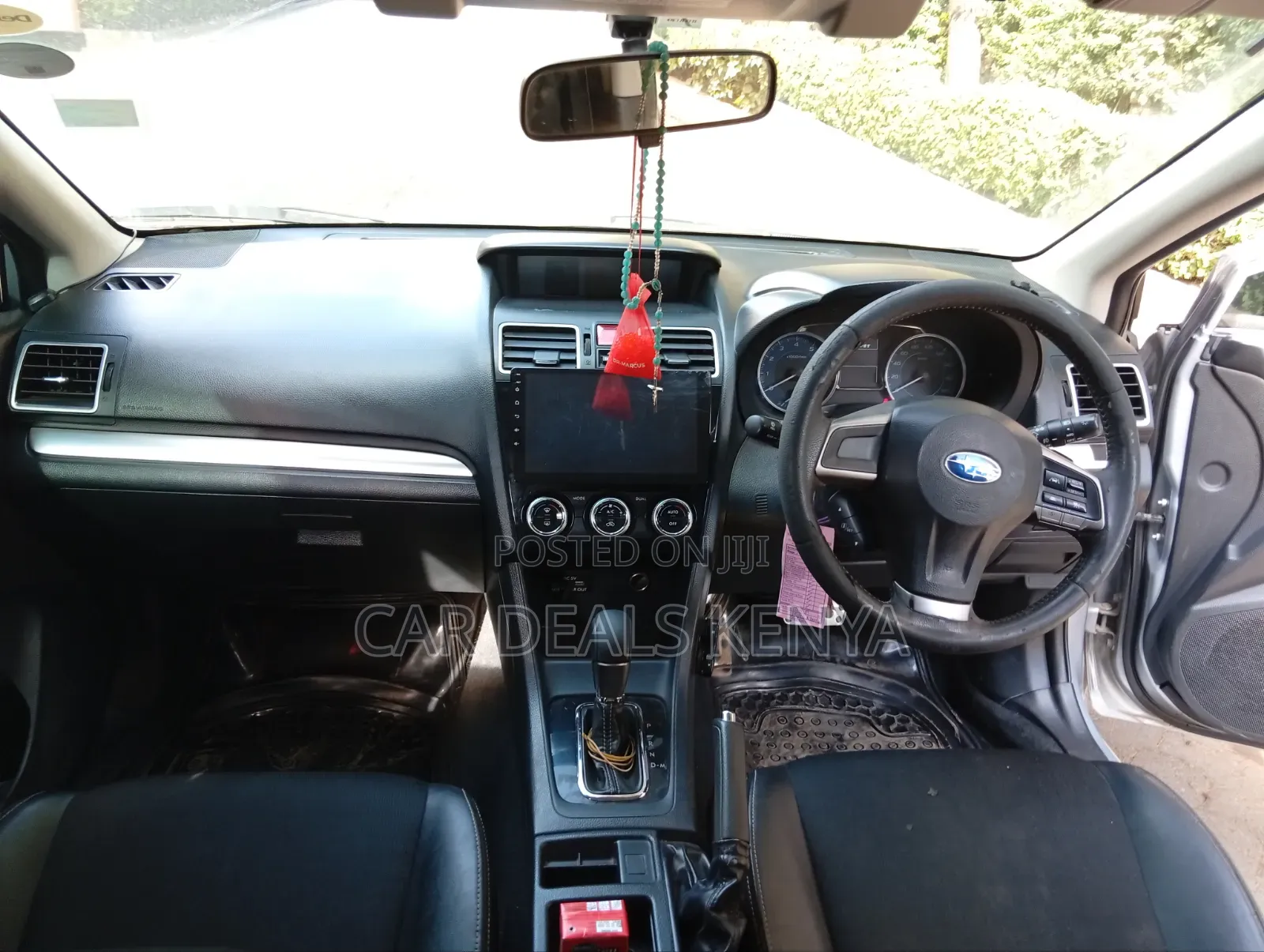 Subaru 1600 2015 Silver