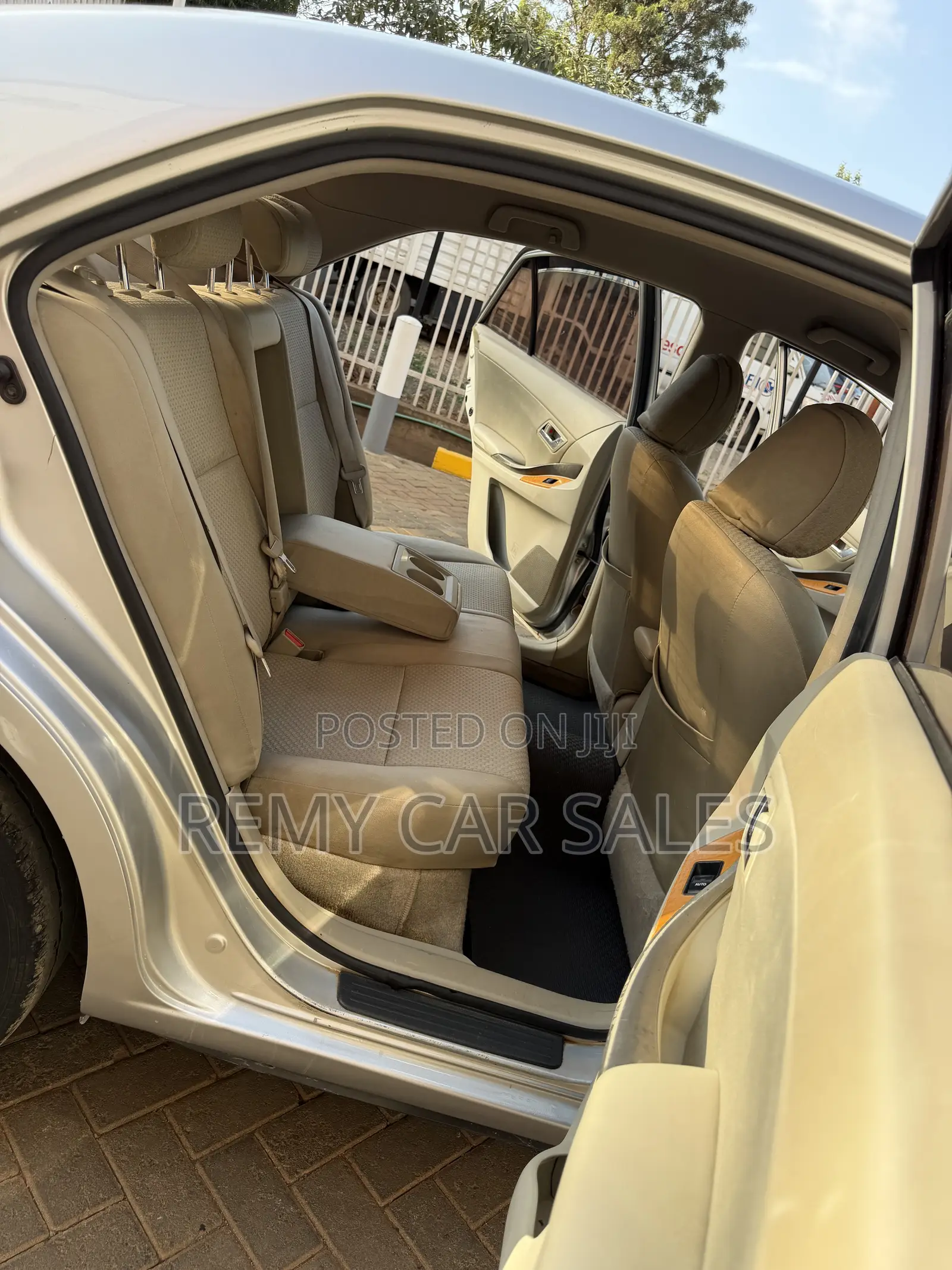 Toyota Premio 2008 Silver