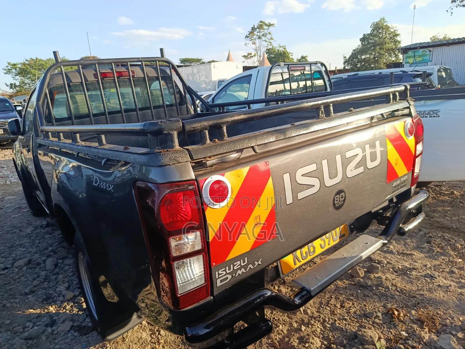 Isuzu D-MAX 2015 Gray