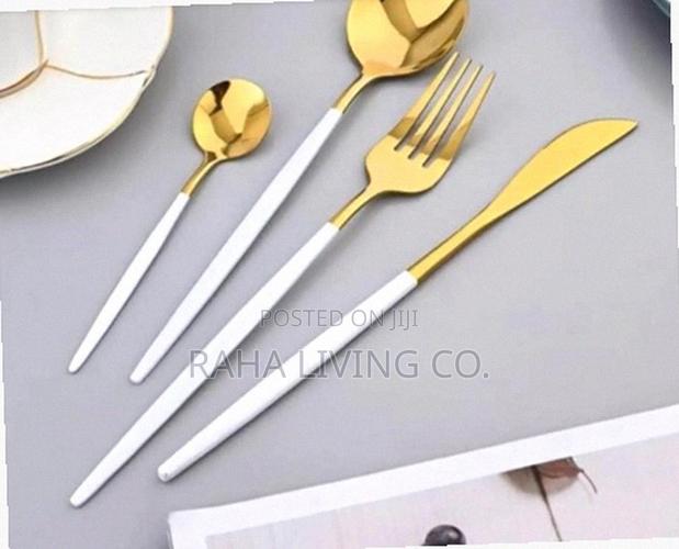 24pc Golden Cutlery Set - main view