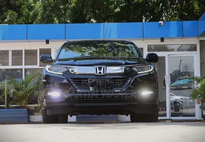 Honda Vezel 1.5 2WD 172 hp 2019 Black