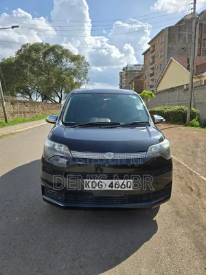 Toyota Spade 2015 Black