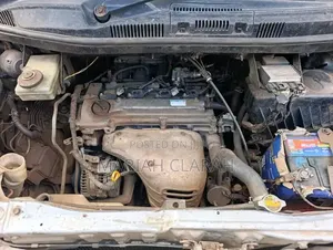 Toyota Noah 2005 Silver