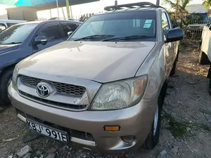 Toyota Hilux 2008 Gold