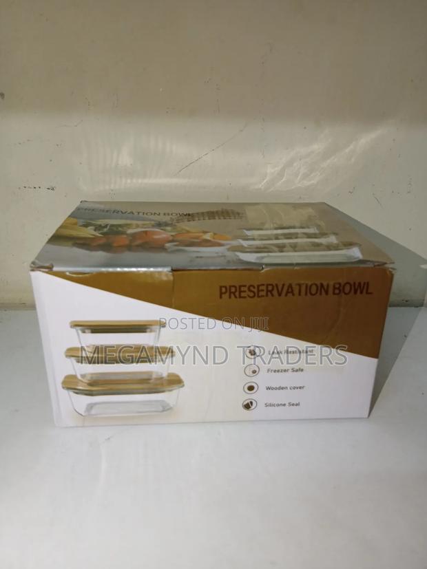 Airtight Glass Container With Bamboo Lid - thumbnail 4