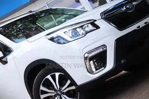 Subaru Forester Premium AWD 2019 Pearl
