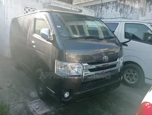 Toyota HiAce 2019 Black