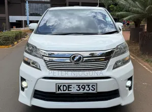 Toyota Vellfire V 2.4 FWD 7-Seater 2014 White