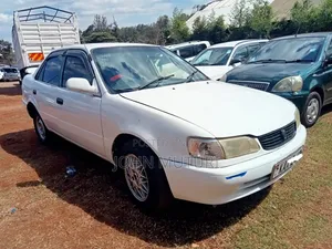 Toyota Corolla 1997 White