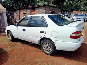 Toyota Corolla 1997 White