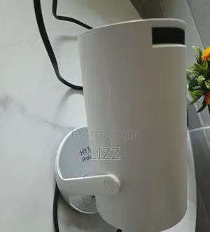 HY300 Smart Projector