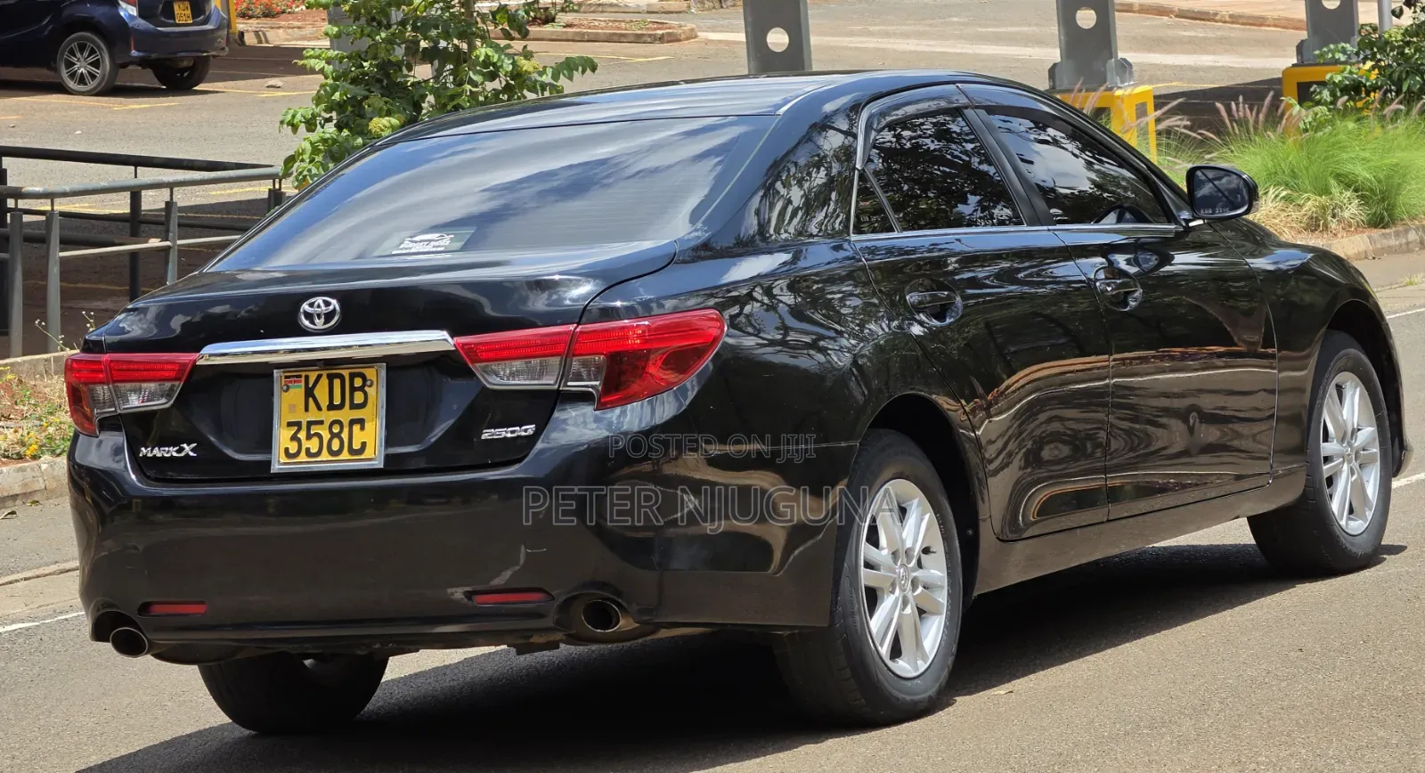 Toyota Mark X 2.5 AWD 2013 Black